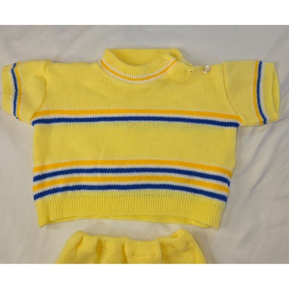 Vintage Baby Knitted Sweater Bootie Shorts Woolworth's 1960s Yellow Acrylic 6M - Picture 8 of 15